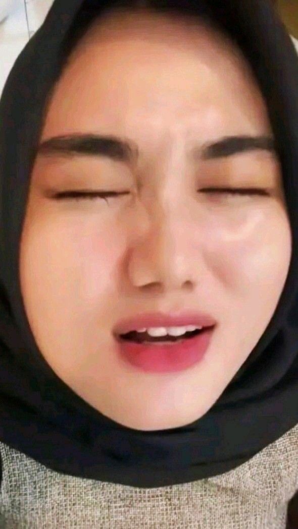 Indo Viral 2025 Gadis Berhijab Dan Imut Penasaran Rudal Om Nya Di Tutorial Global Top New