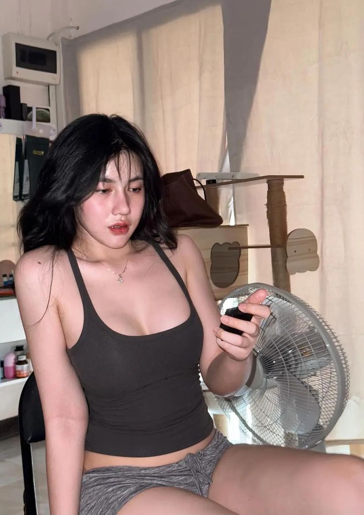 Jepang Viral 2025 Bibirmu Bergetar Saat Namaku Kuucap Perlahan Artis Indonesia Terbaru 2025